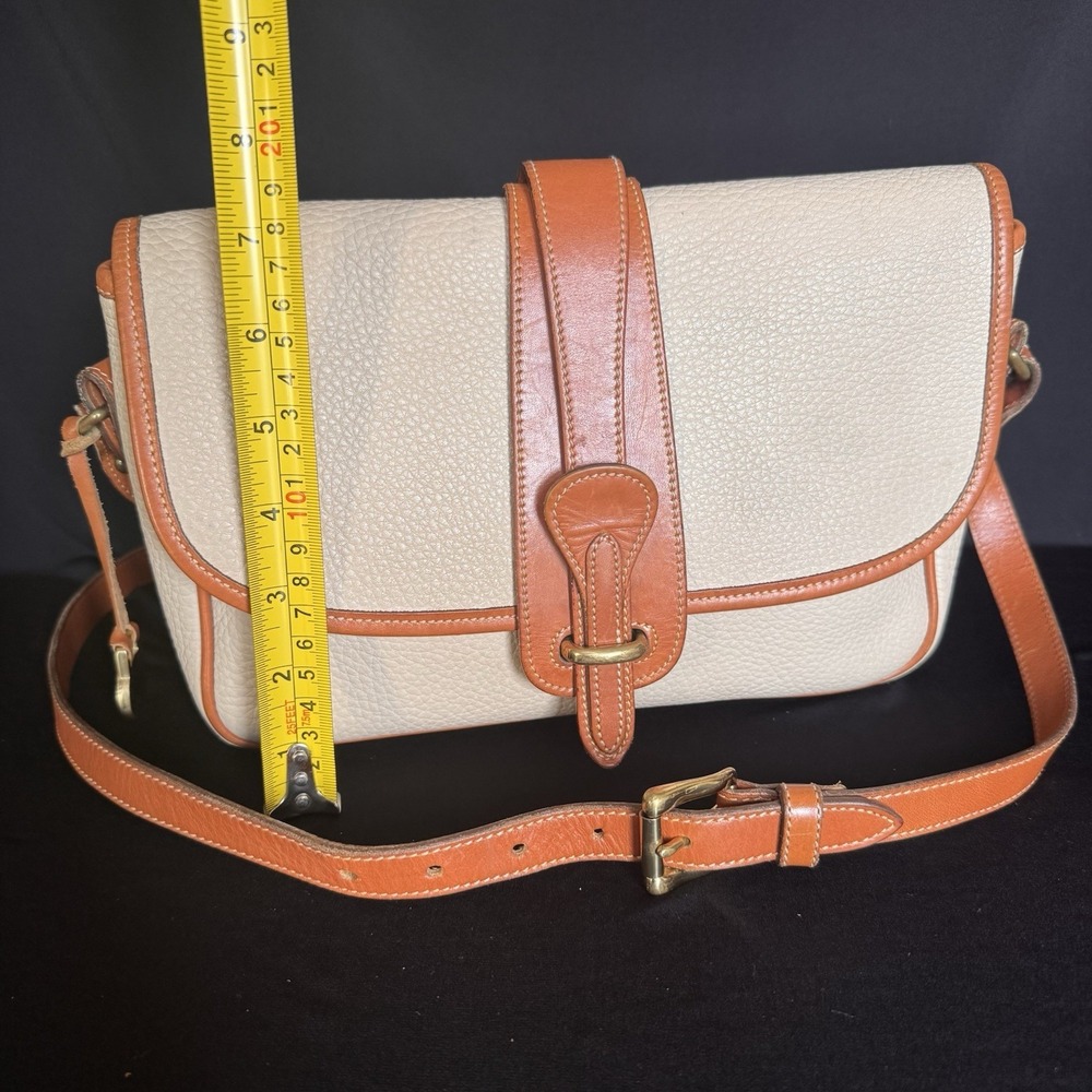 Dooney & Bourke Cream and Tan Pebbled Leather Crossbody Handbag Vintage - Picture 6 of 16